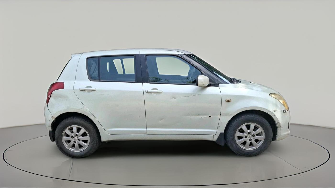2011 Maruti Swift ZXI, Petrol, Manual, 33,070 km, exterior