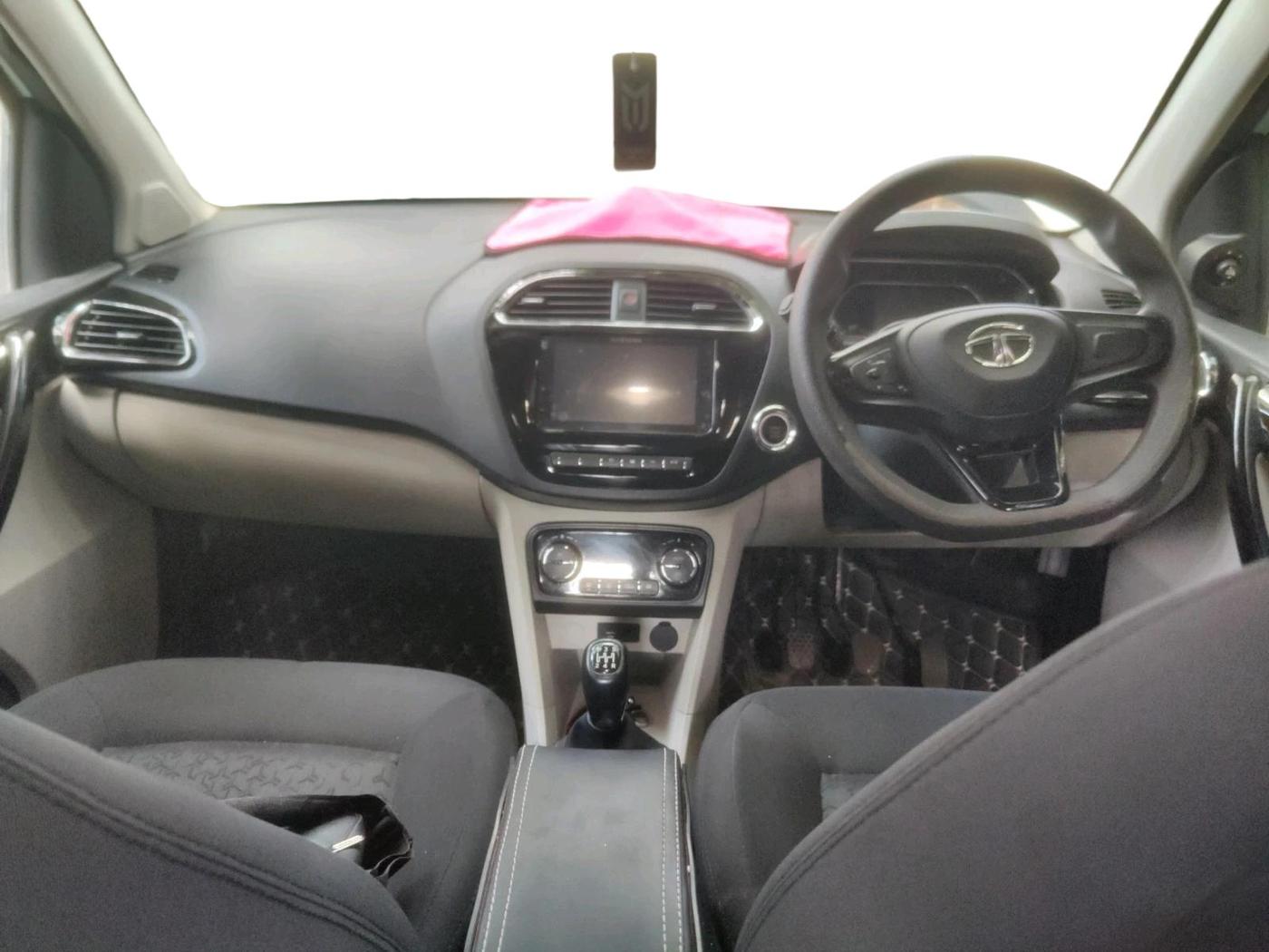 2022 Tata TIGOR XZ PLUS CNG, CNG, Manual, 44,392 km, interior