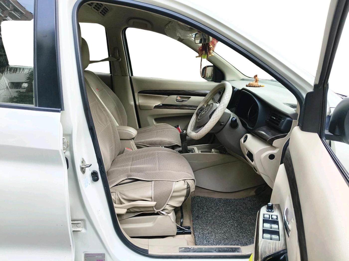 2019 Maruti Ertiga ZXI+ SHVS, Petrol, Manual, 71,905 km, interior