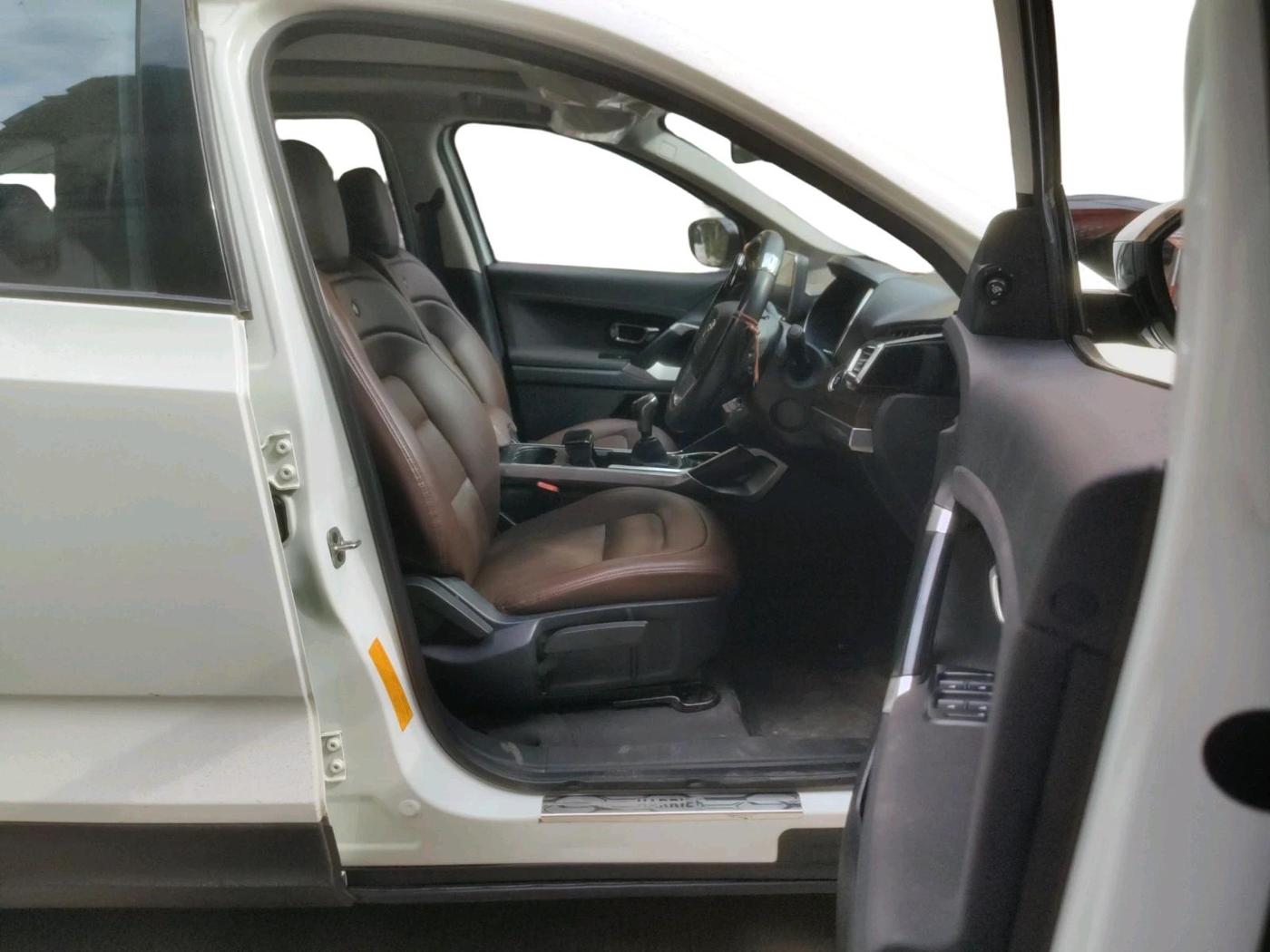 2021 Tata Harrier XT PLUS 2.0L KRYOTEC, Diesel, Manual, 56,095 km, interior