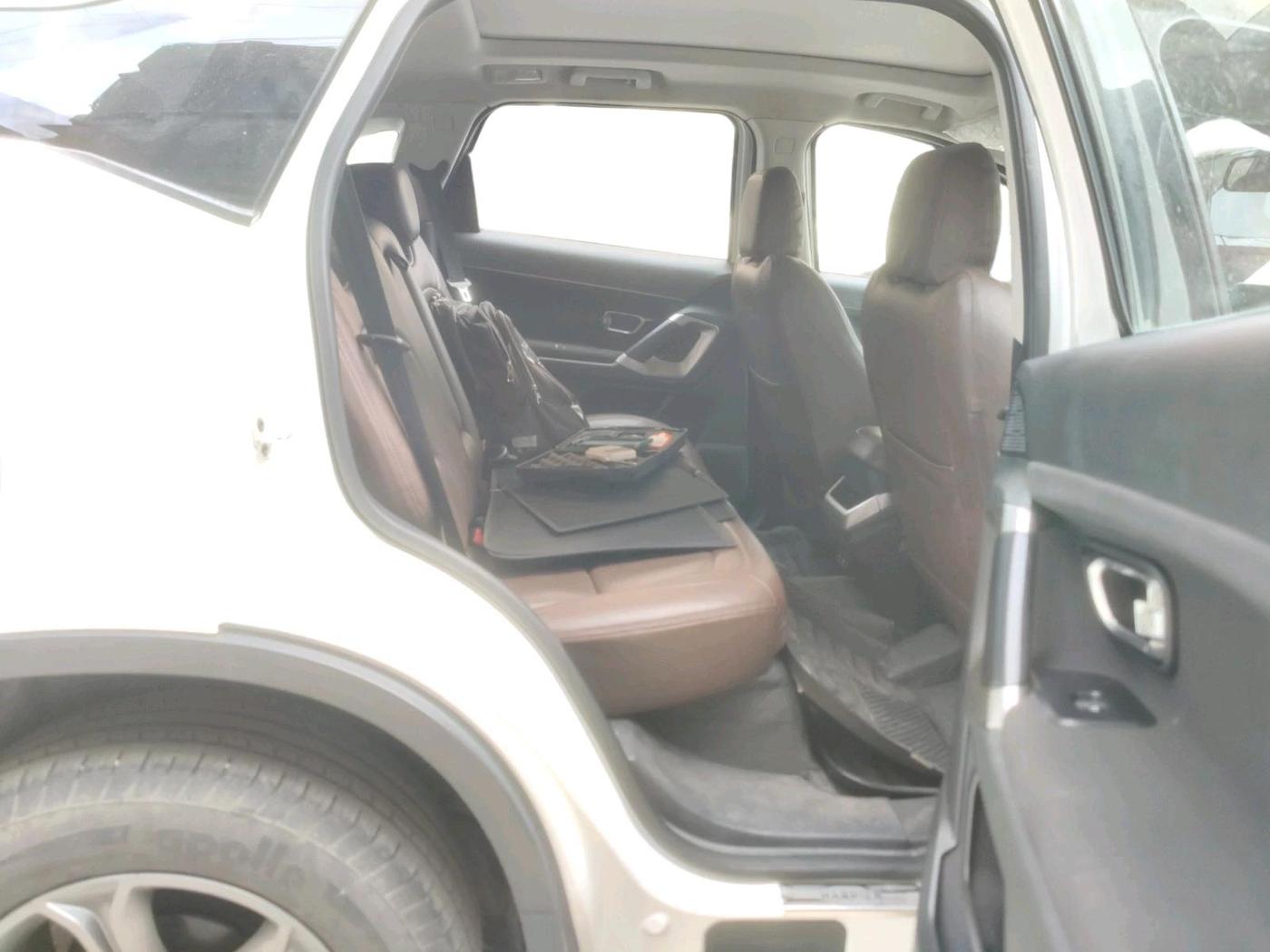 2021 Tata Harrier XT PLUS 2.0L KRYOTEC, Diesel, Manual, 56,095 km, interior