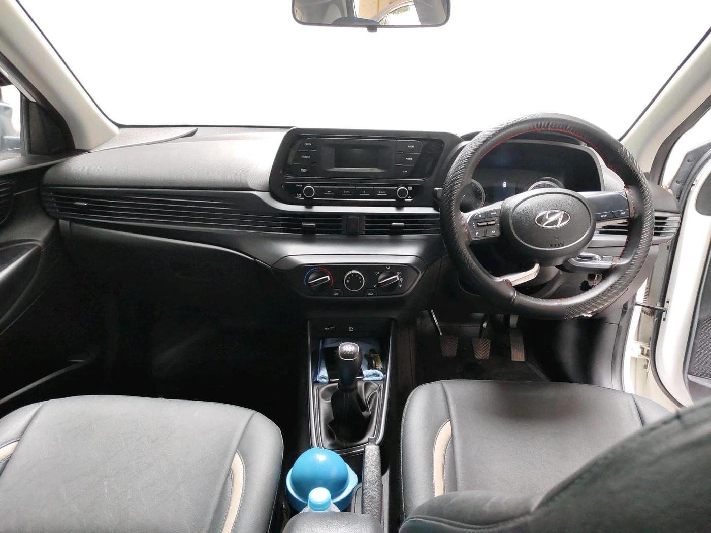 2023 Hyundai NEW I20 MAGNA 1.2 MT, Petrol, Manual, 19,834 km, interior