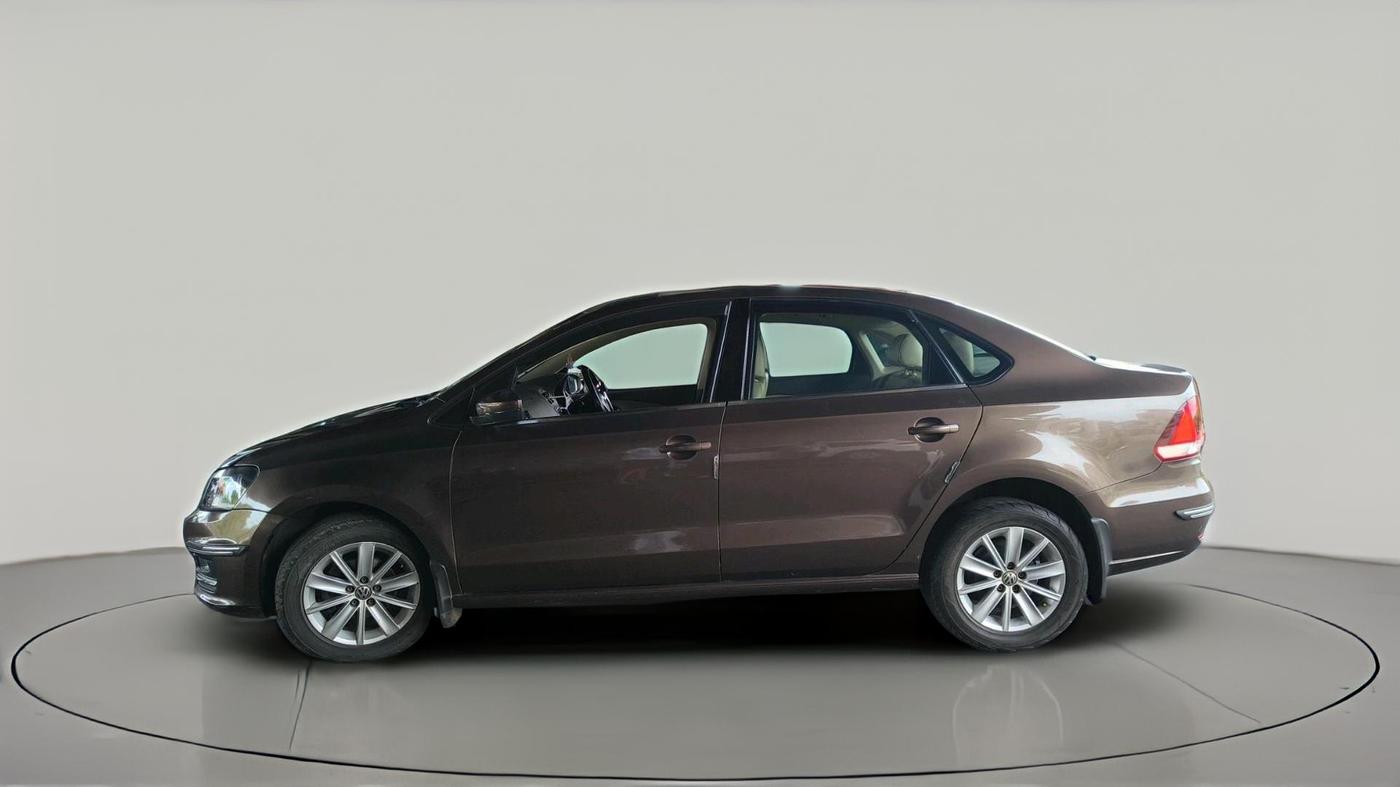 2015 Volkswagen Vento HIGHLINE 1.2 TSI AT, Petrol, Automatic, 69,801 km, exterior