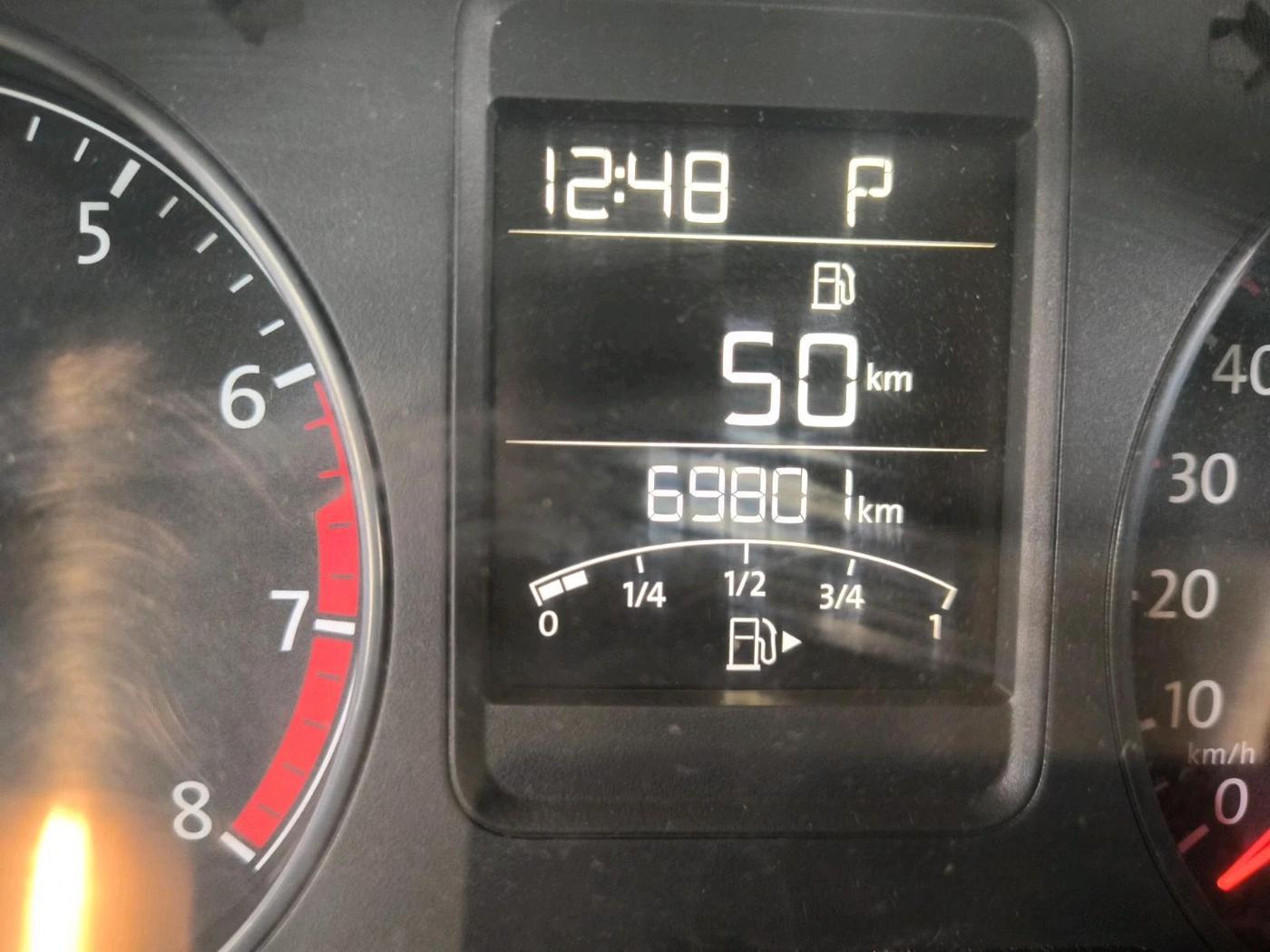 2015 Volkswagen Vento HIGHLINE 1.2 TSI AT, Petrol, Automatic, 69,801 km, interior