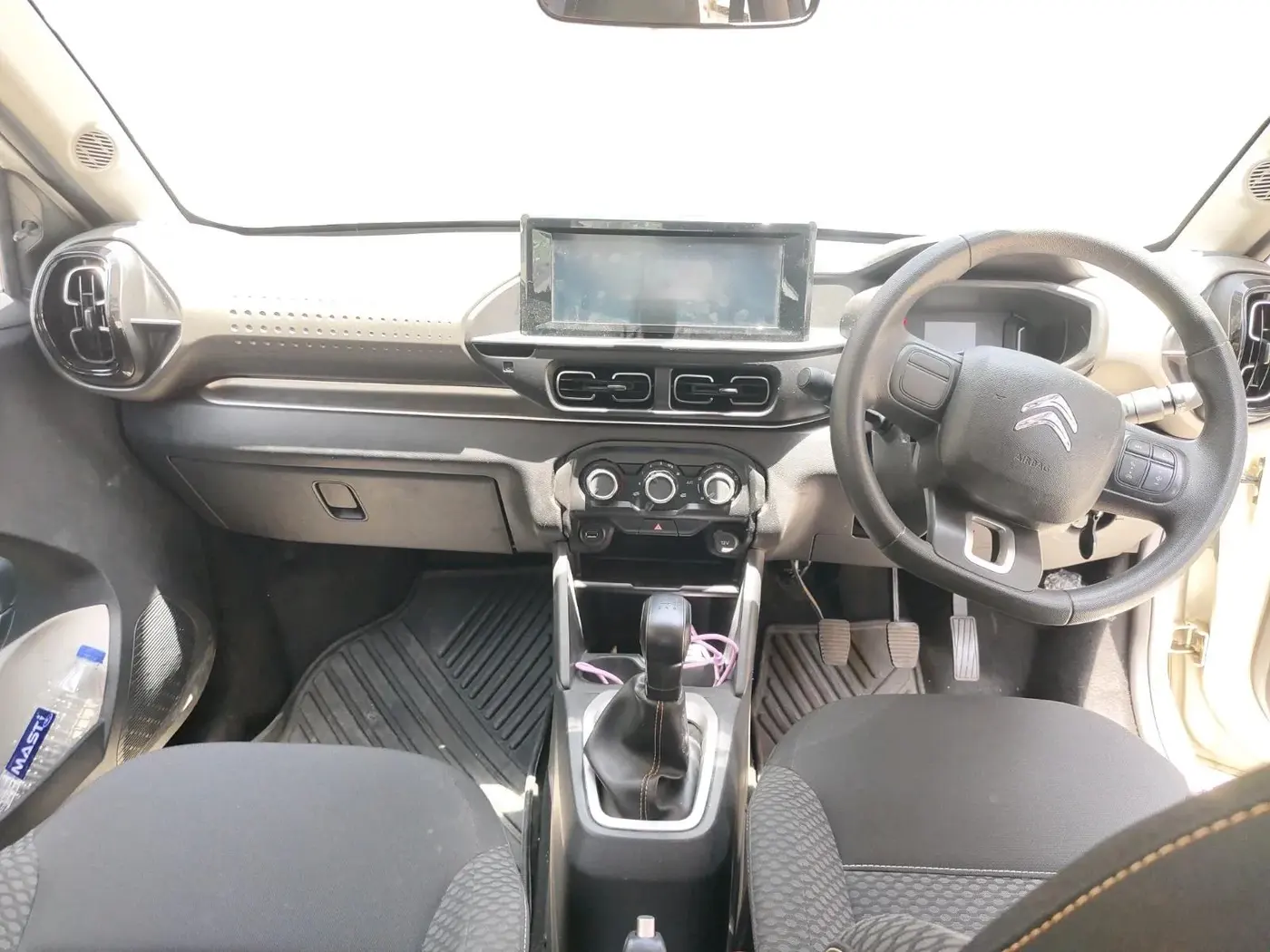 2022 CITROEN C3 FEEL 1.2 DUAL TONE, Petrol, Manual, 18,960 km, interior