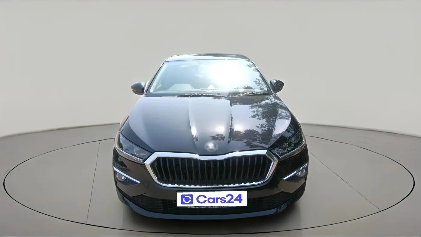 2025 Skoda SLAVIA Prestige 1.0L TSI MT, Petrol, Manual, 621 km, exterior