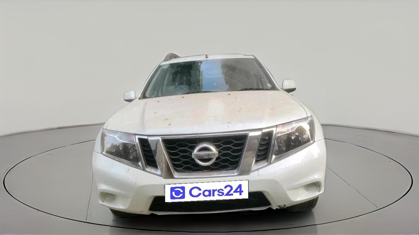 2015 Nissan Terrano XL (D), Diesel, Manual, 1,34,778 km, exterior