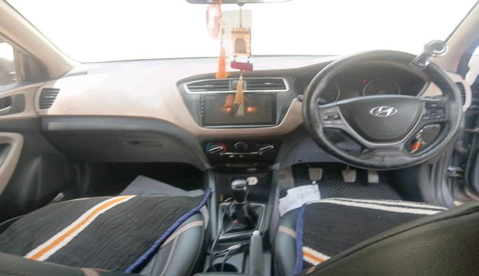 2019 Hyundai Elite i20 MAGNA PLUS 1.2, CNG, Manual, 94,008 km, interior