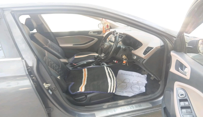 2019 Hyundai Elite i20 MAGNA PLUS 1.2, CNG, Manual, 94,008 km, interior