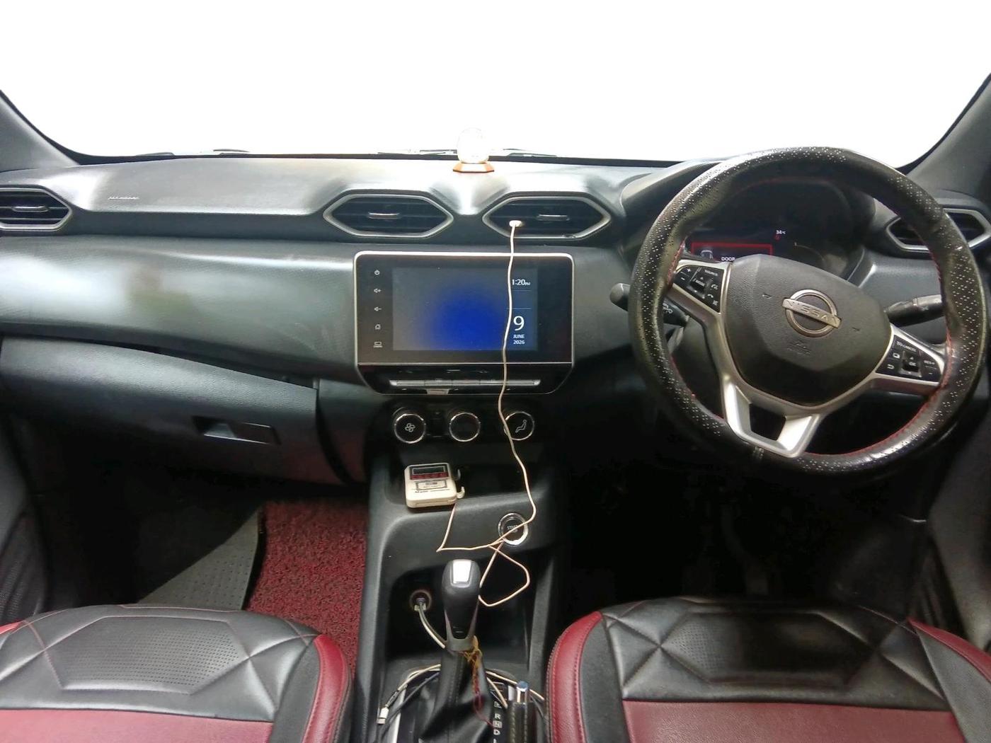 2022 Nissan MAGNITE XV PREMIUM TURBO CVT, Petrol, Automatic, 43,708 km, interior