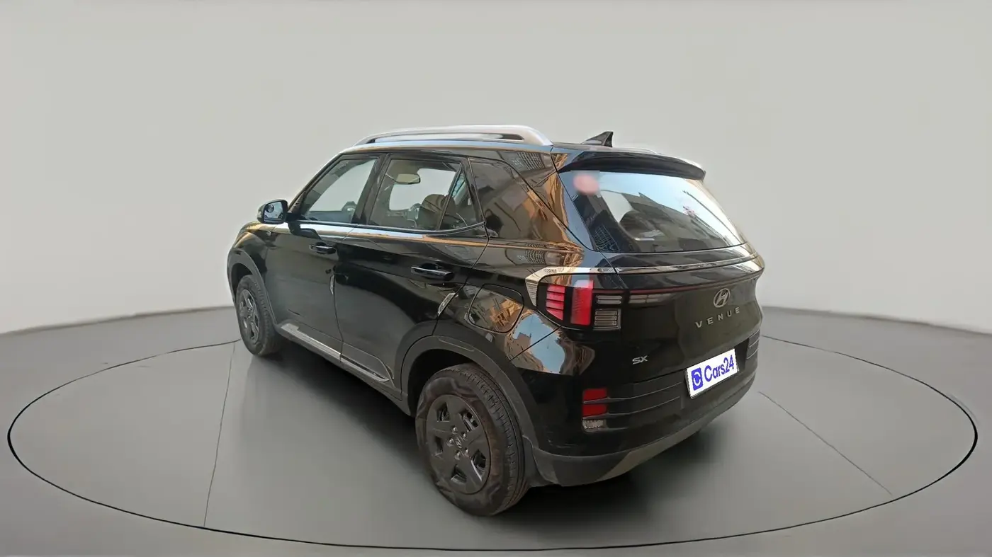 2023 Hyundai VENUE SX 1.2 PETROL, Petrol, Manual, 16,320 km, exterior