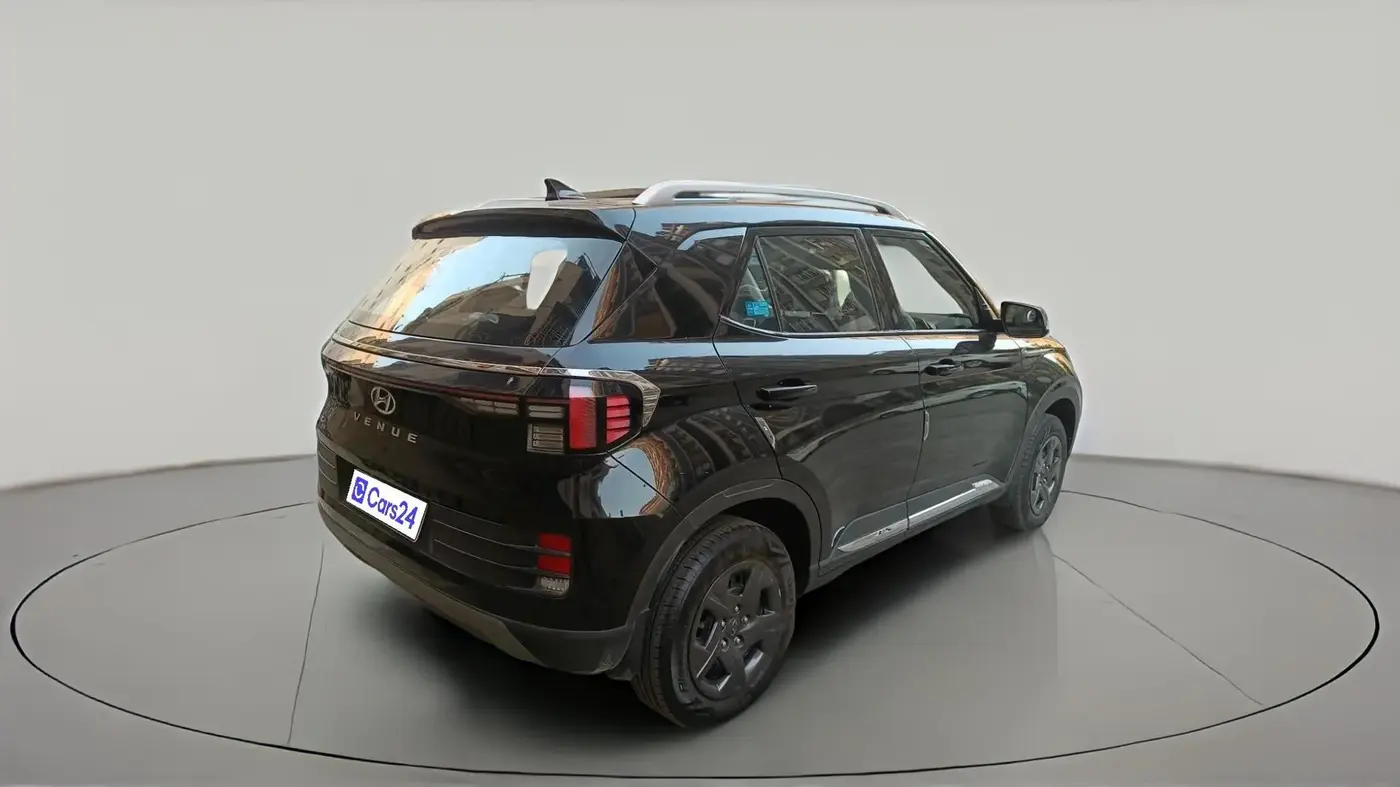 2023 Hyundai VENUE SX 1.2 PETROL, Petrol, Manual, 16,320 km, exterior