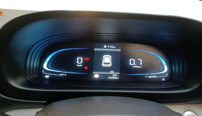 2023 Hyundai VENUE SX 1.2 PETROL, Petrol, Manual, 16,320 km, interior