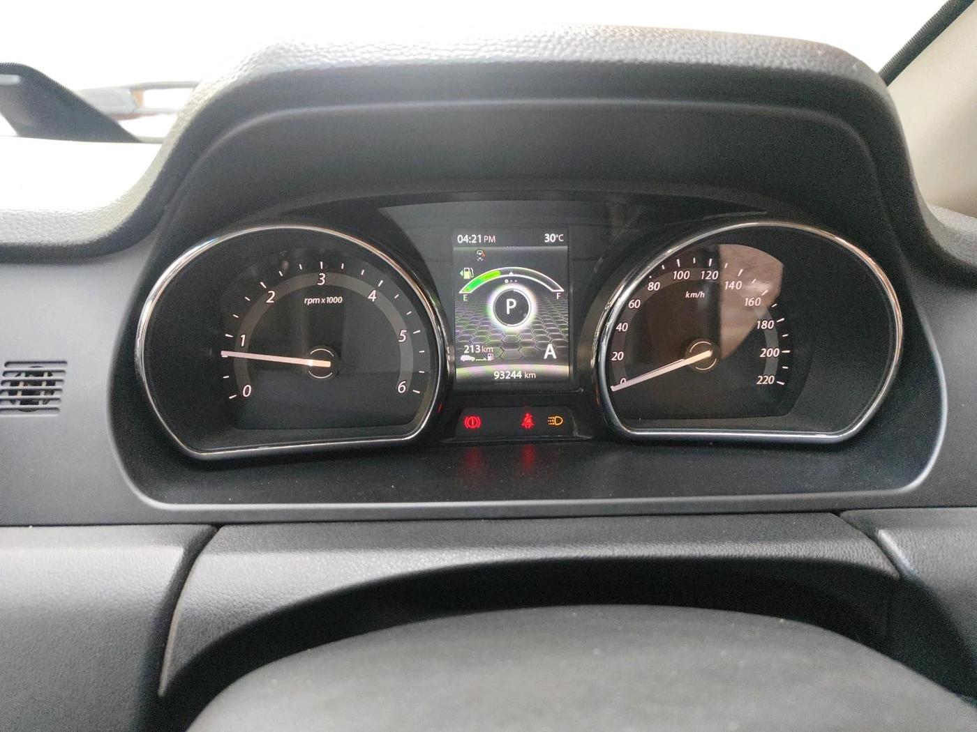 2017 Tata Hexa XTA 4X2 6 STR, Diesel, Automatic, 93,244 km, interior