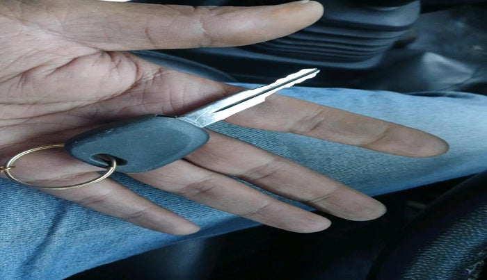 2017 Maruti Eeco 5 STR WITH A/C+HTR, CNG, Manual, 55,721 km, interior