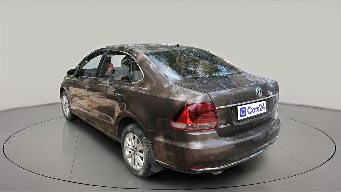 2015 Volkswagen Vento HIGHLINE 1.5 AT, Diesel, Automatic, 1,76,634 km, exterior