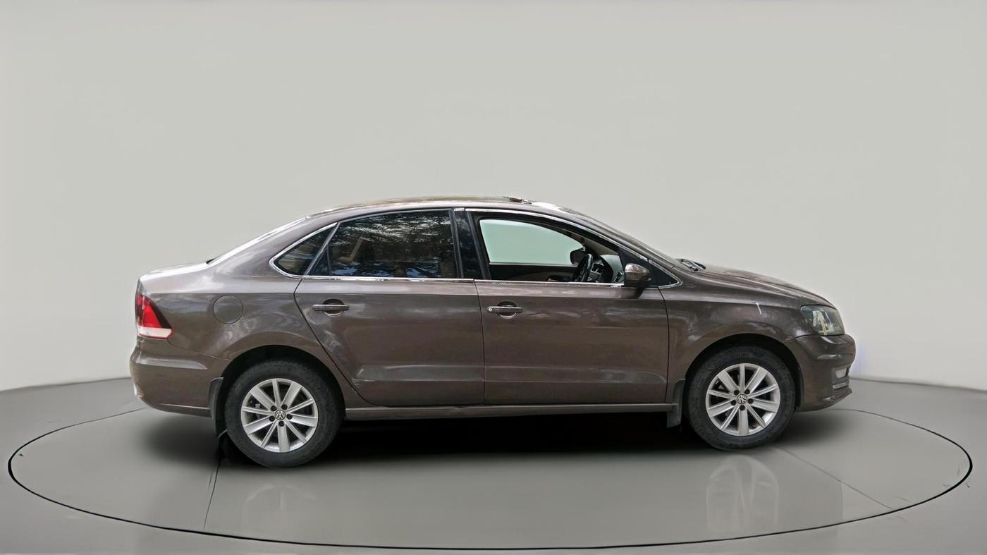2015 Volkswagen Vento HIGHLINE 1.5 AT, Diesel, Automatic, 1,76,634 km, exterior