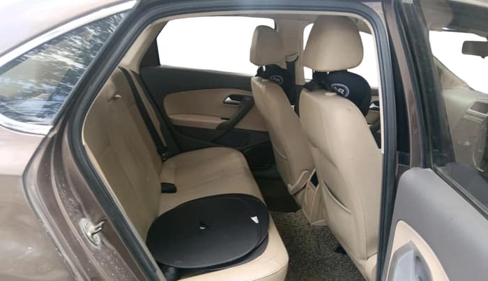 2015 Volkswagen Vento HIGHLINE 1.5 AT, Diesel, Automatic, 1,76,634 km, interior