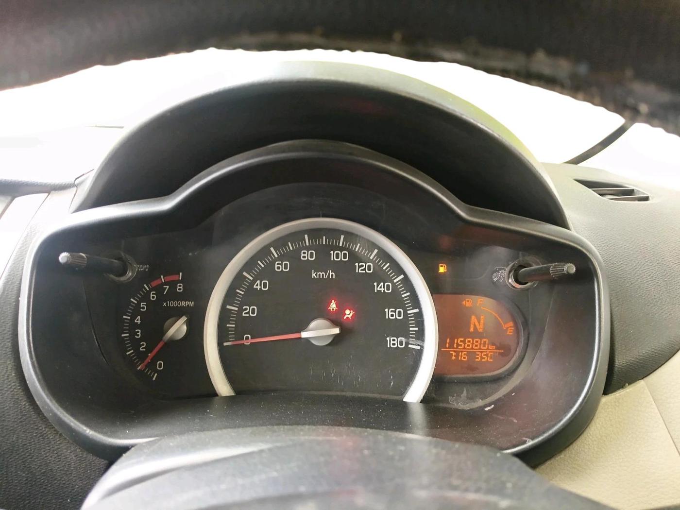 2016 Maruti Celerio ZXI AMT, CNG, Automatic, 1,15,880 km, interior