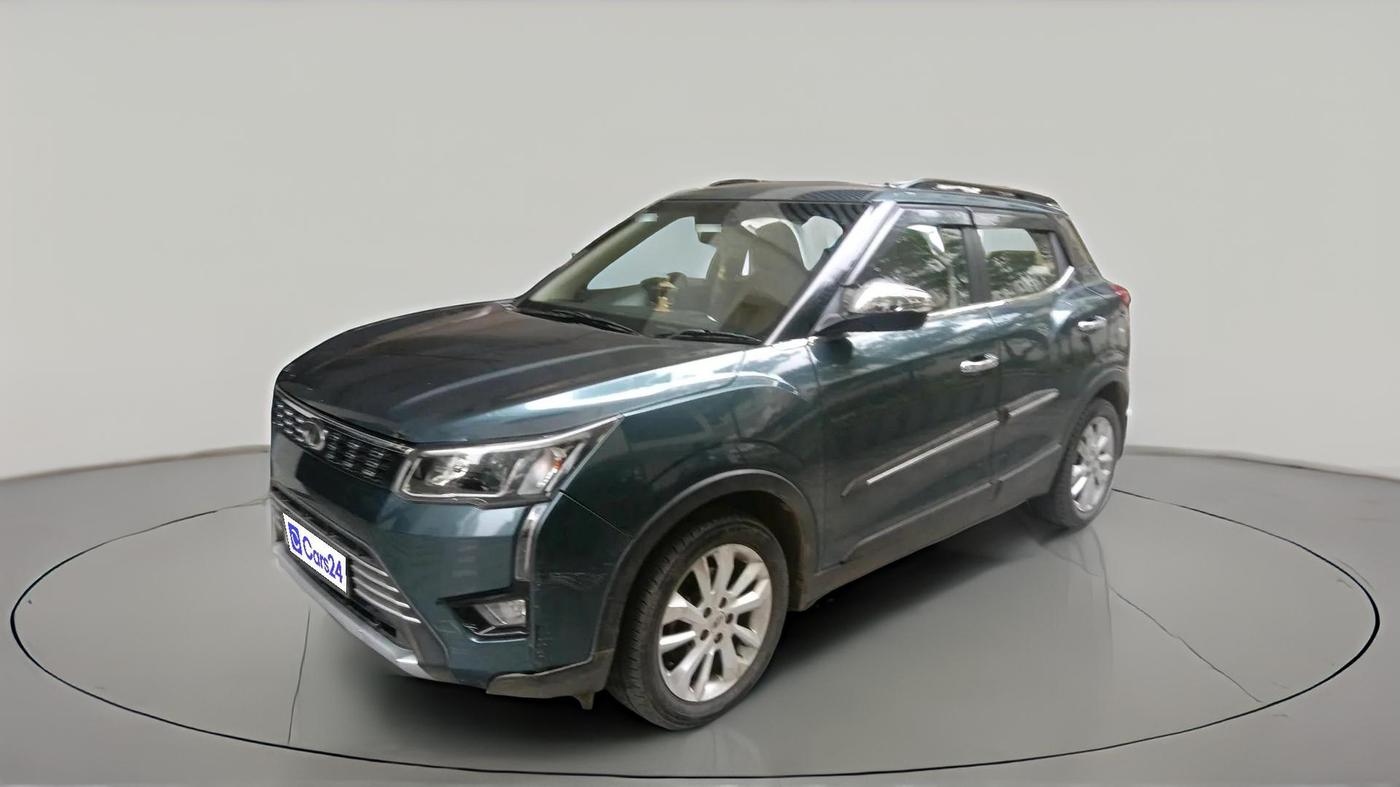 2021 Mahindra XUV300 W8 1.2 PETROL, Petrol, Manual, 1,32,294 km, exterior