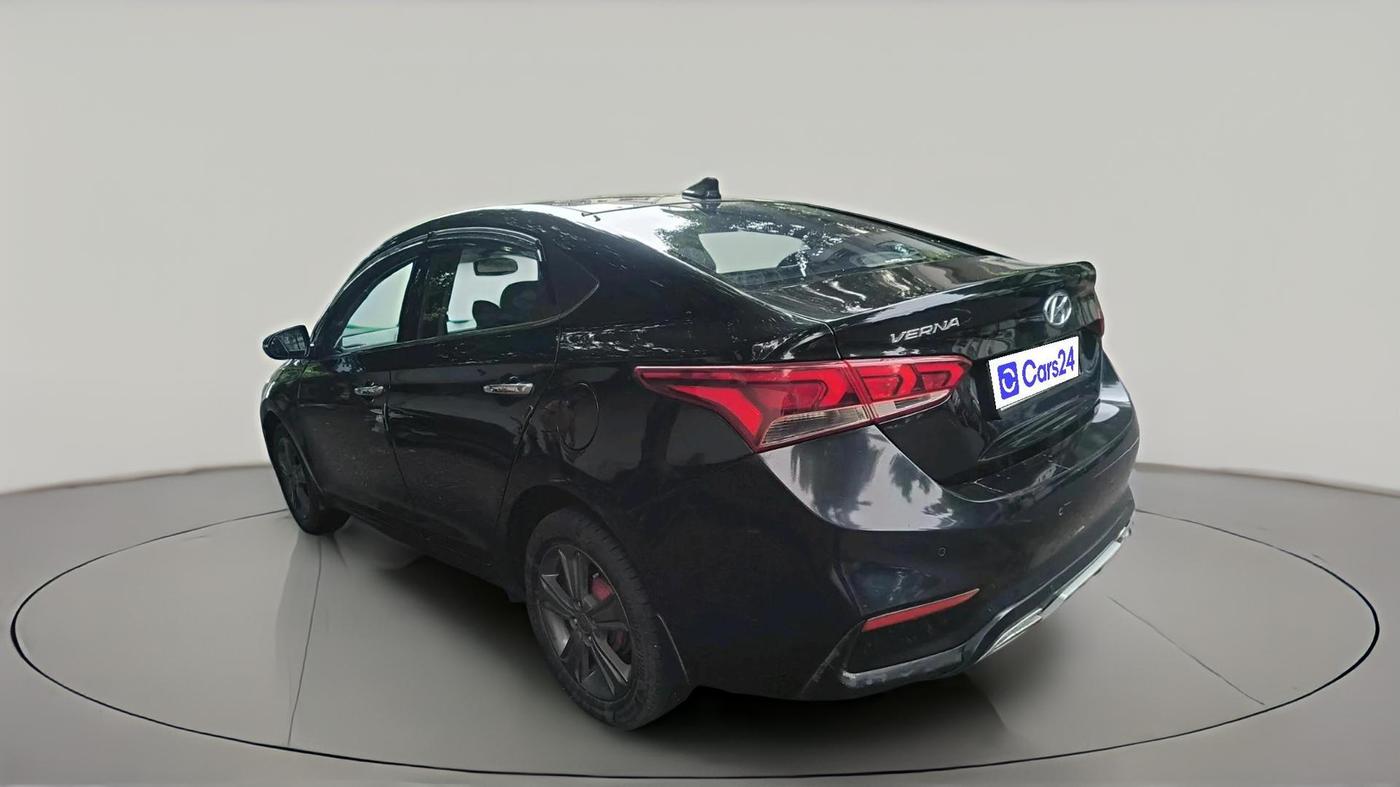 2019 Hyundai Verna 1.6 CRDI SX (O) AT, Diesel, Automatic, 1,11,400 km, exterior