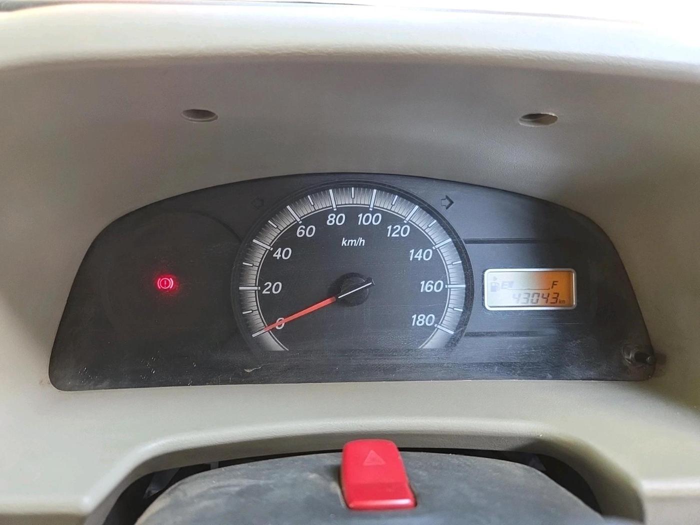 2019 Maruti Eeco 5 STR WITH A/C+HTR, CNG, Manual, 43,043 km, interior