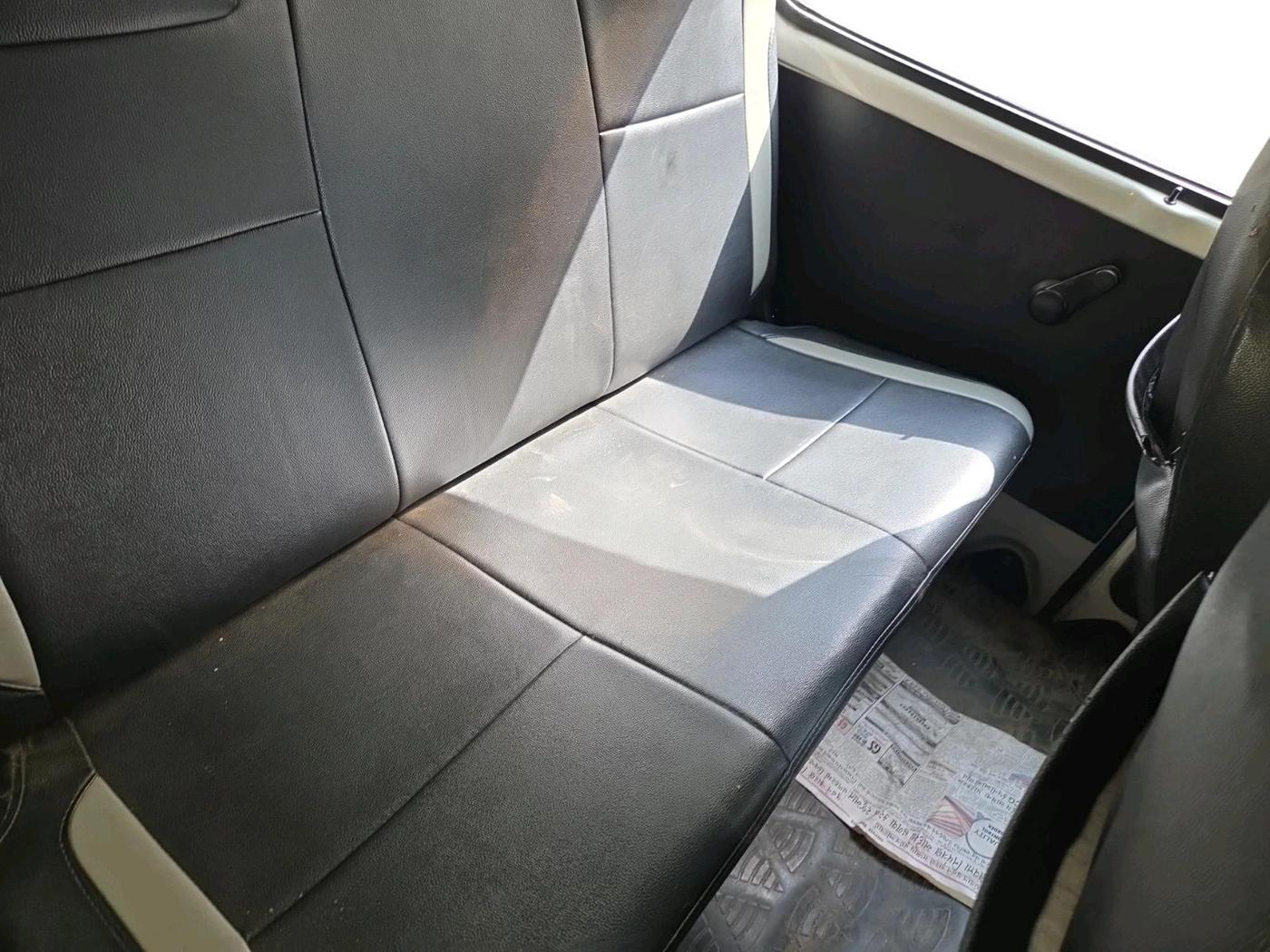 2019 Maruti Eeco 5 STR WITH A/C+HTR, CNG, Manual, 43,043 km, interior