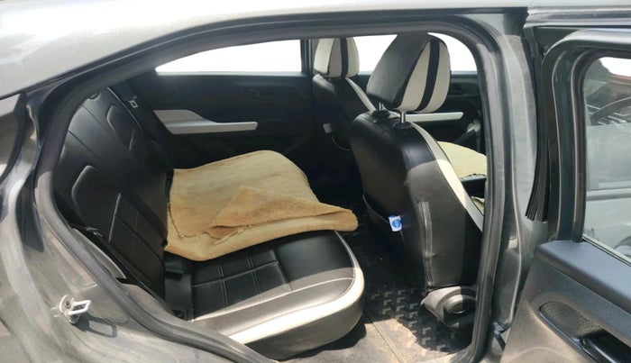 2024 Tata PUNCH PURE MT, Petrol, Manual, 4,307 km, interior