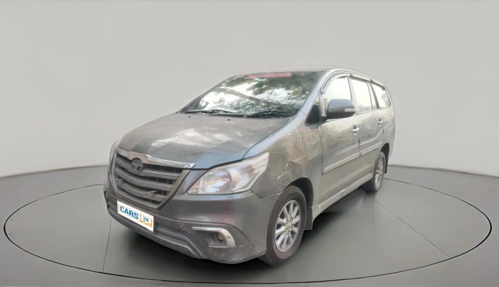 2012 Toyota Innova 2.5 VX 7 STR, Diesel, Manual, 2,60,652 km, exterior