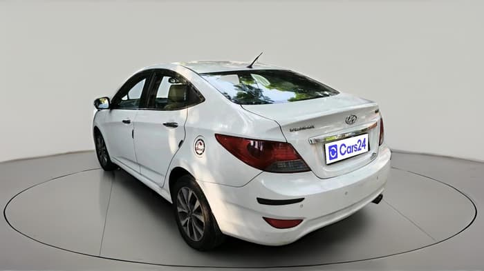 2013 Hyundai Verna FLUIDIC 1.6 CRDI SX, Diesel, Manual, 81,039 km, exterior