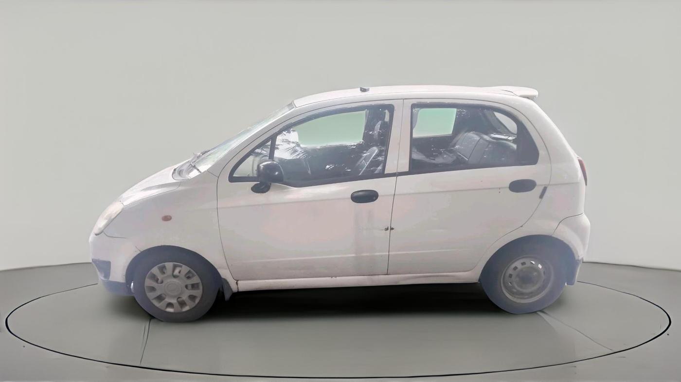 2012 Chevrolet Spark LT 1.0, CNG, Manual, 1,29,580 km, exterior