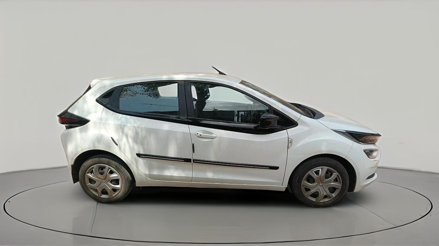 2020 Tata ALTROZ XT PETROL, Petrol, Manual, 31,183 km, exterior