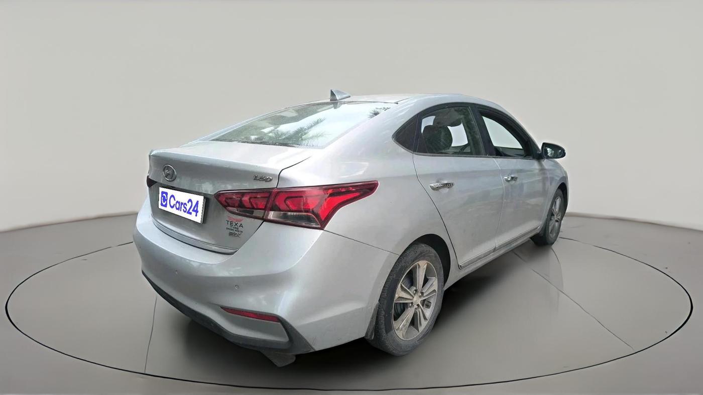 2017 Hyundai Verna 1.6 SX (O) CRDI MT, Diesel, Manual, 90,776 km, exterior