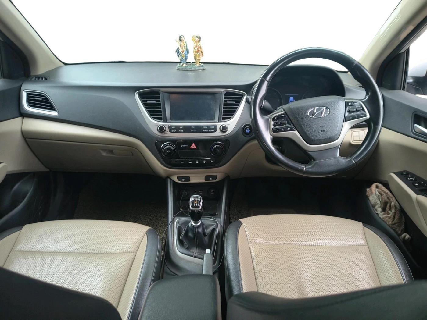 2017 Hyundai Verna 1.6 SX (O) CRDI MT, Diesel, Manual, 90,776 km, interior