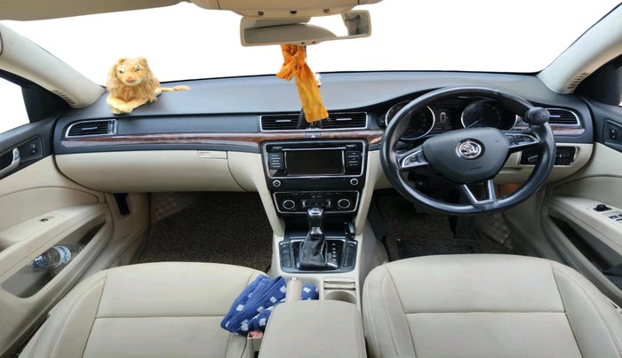 2014 Skoda Superb ELEGANCE 2.0 TDI CR AT, Diesel, Automatic, 99,556 km, interior