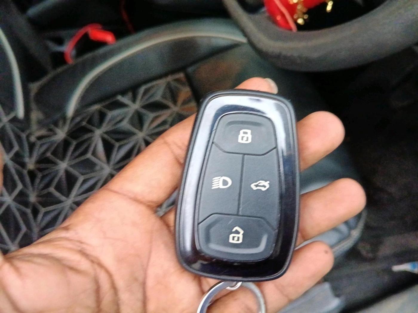 2021 Tata ALTROZ XT PETROL, Petrol, Manual, 47,841 km, interior