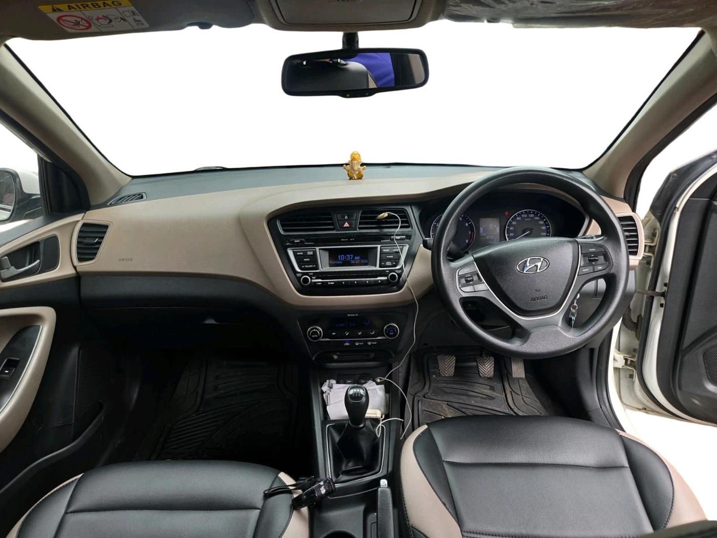 2016 Hyundai Elite i20 SPORTZ 1.2, Petrol, Manual, 70,354 km, interior