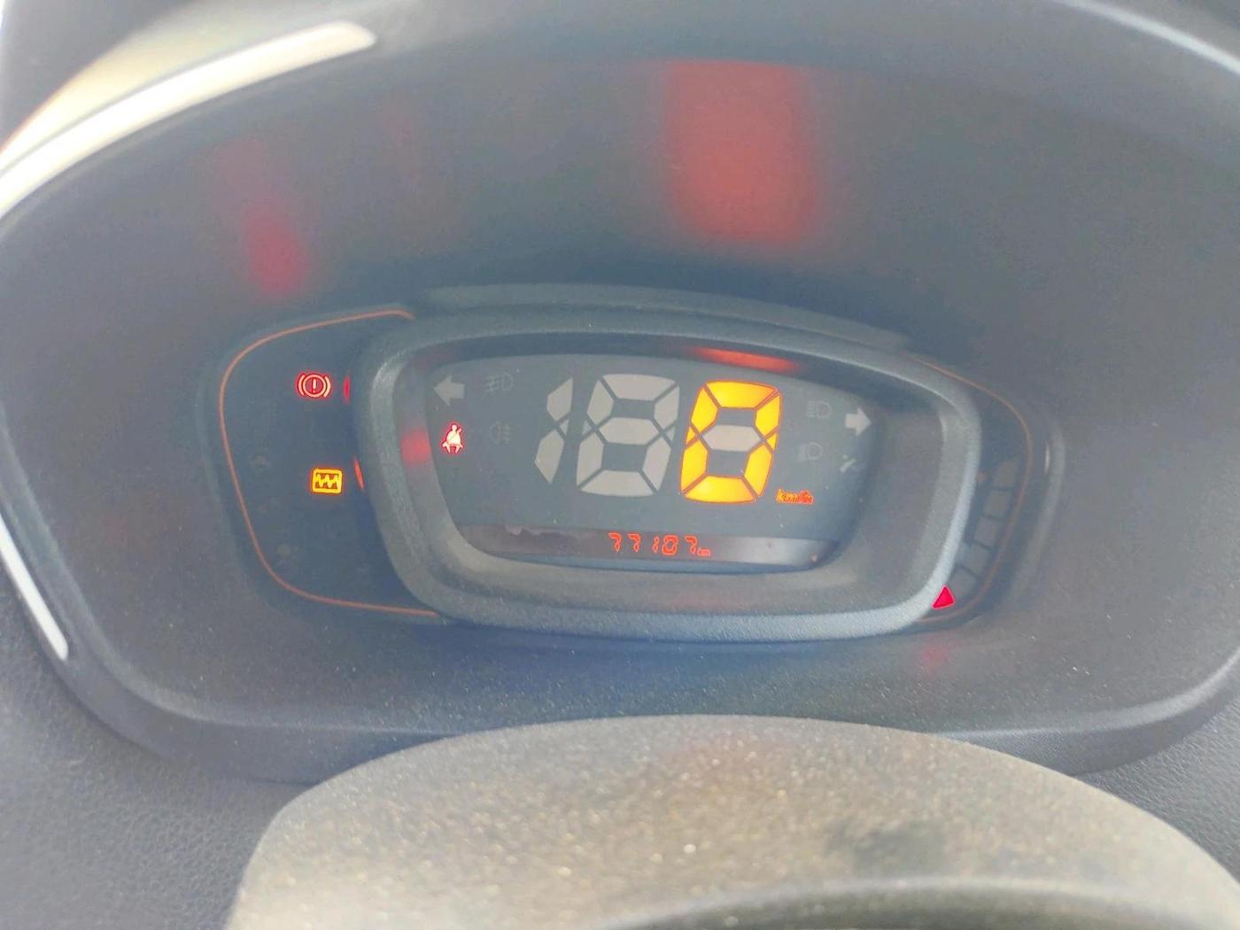 2019 Renault Kwid RXL, Petrol, Manual, 77,107 km, interior