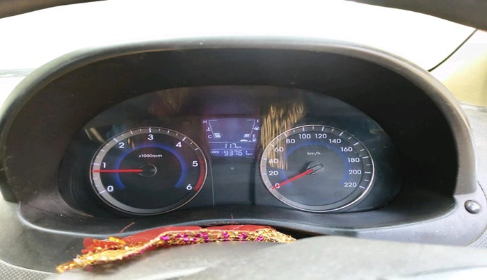 2013 Hyundai Verna FLUIDIC 1.6 CRDI EX, Diesel, Manual, 93,761 km, interior