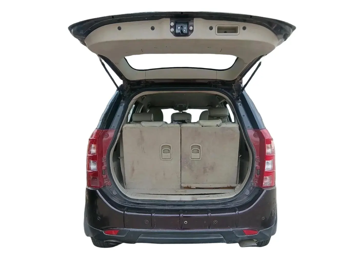 2017 Mahindra XUV500 W6, Diesel, Manual, 1,25,319 km, exterior