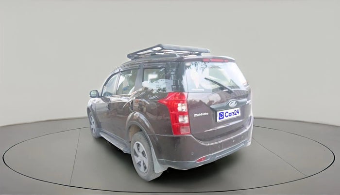2017 Mahindra XUV500 W6, Diesel, Manual, 1,25,319 km, exterior