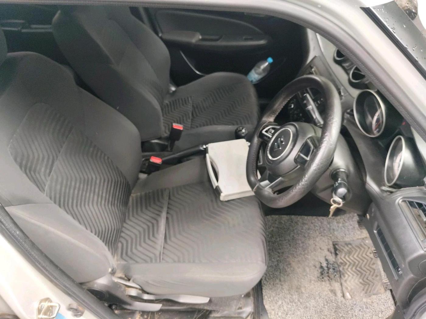 2020 Maruti Swift VXI, Petrol, Manual, 92,919 km, interior