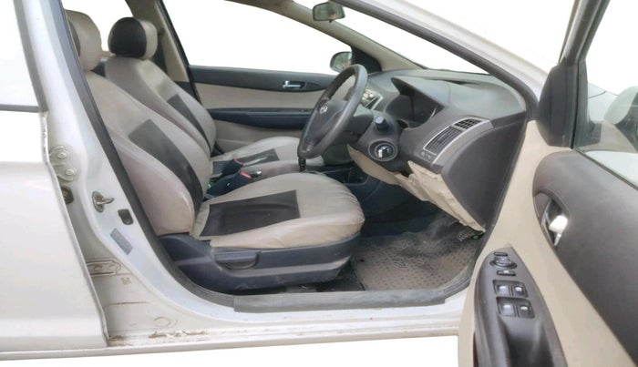 2014 Hyundai Elite i20 MAGNA 1.4 CRDI, Diesel, Manual, 83,366 km, interior