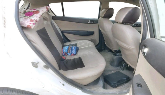 2014 Hyundai Elite i20 MAGNA 1.4 CRDI, Diesel, Manual, 83,366 km, interior