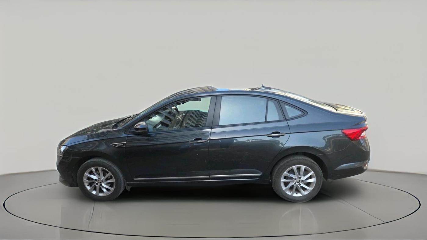 2023 Skoda SLAVIA AMBITION 1.0L TSI MT, Petrol, Manual, 21,248 km, exterior