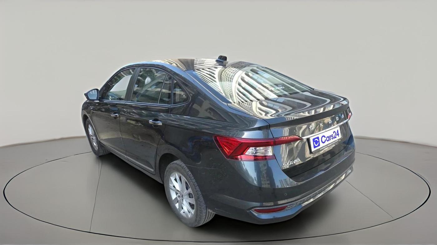 2023 Skoda SLAVIA AMBITION 1.0L TSI MT, Petrol, Manual, 21,248 km, exterior