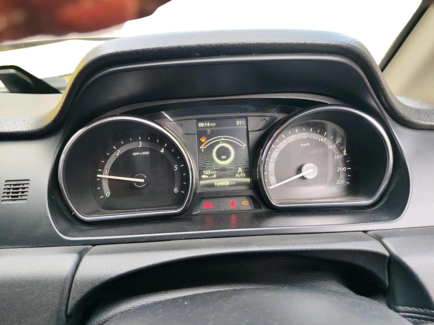 2018 Tata Hexa XM PLUS 4X2 7 STR, Diesel, Manual, 1,64,908 km, interior