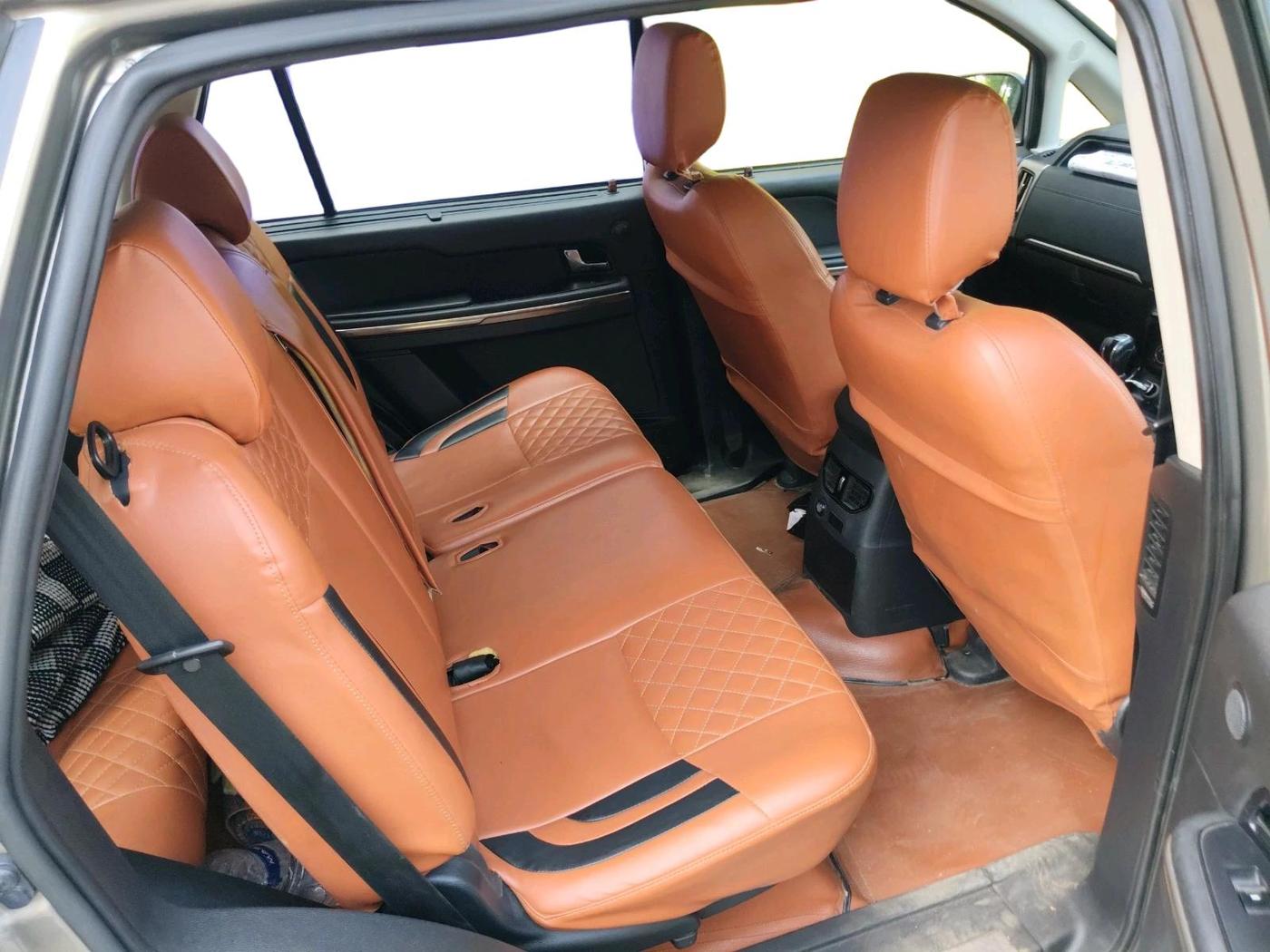 2018 Tata Hexa XM PLUS 4X2 7 STR, Diesel, Manual, 1,64,908 km, interior