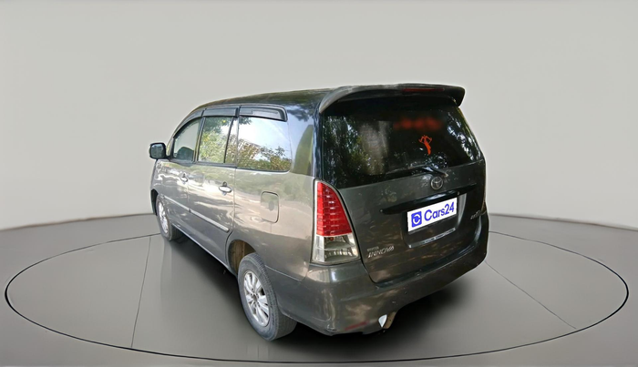 2011 Toyota Innova V 2.5 7 STR, Diesel, Manual, 2,97,738 km, exterior