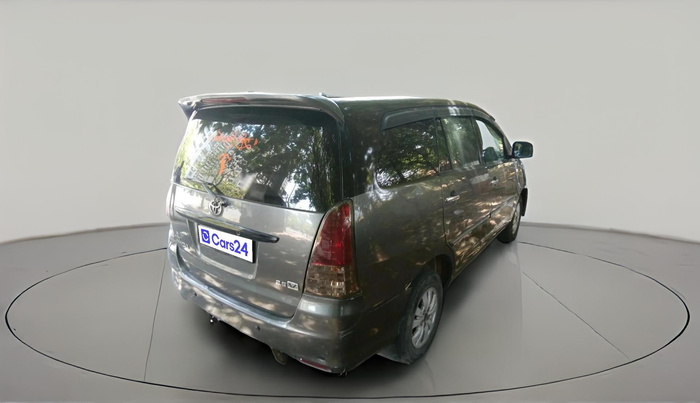 2011 Toyota Innova V 2.5 7 STR, Diesel, Manual, 2,97,738 km, exterior